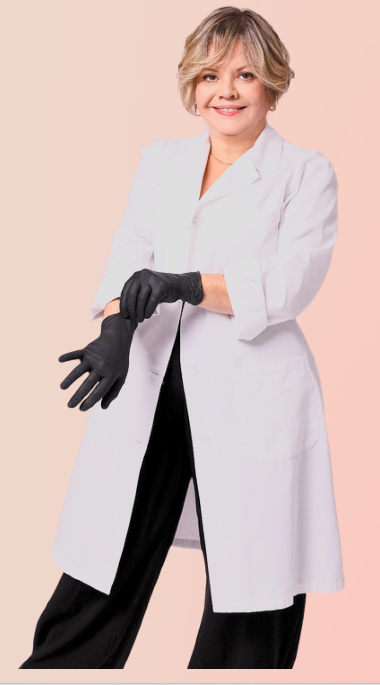Dra. María Elizabeth Medina Dorta, médico estético de EPIONE LASERMED